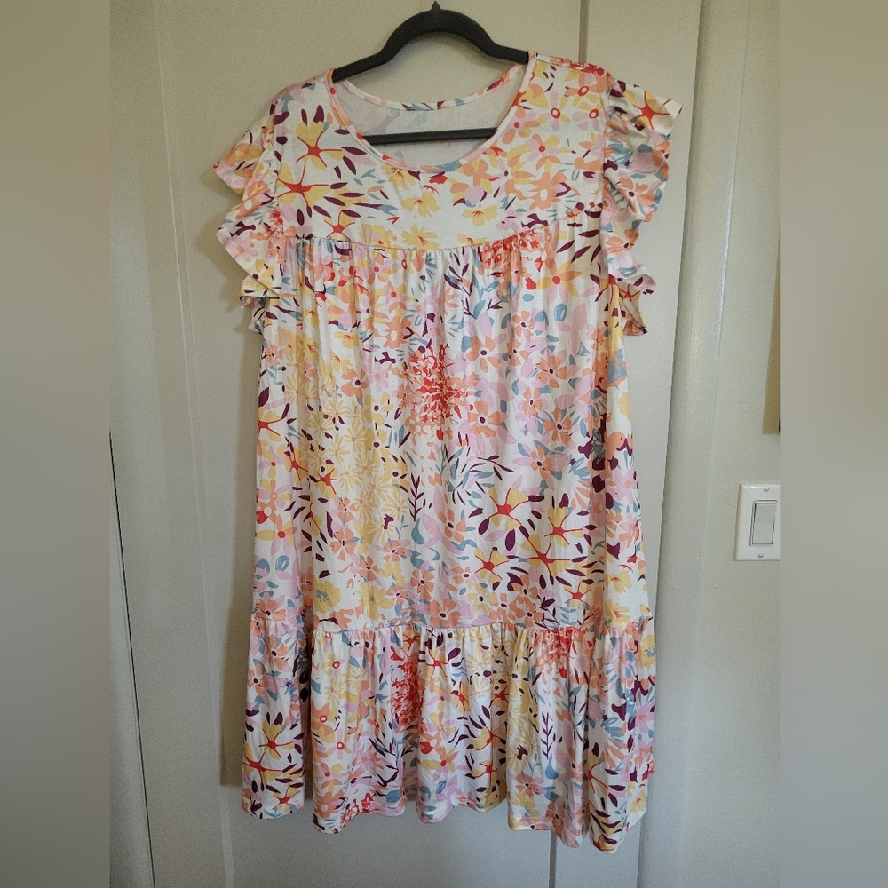 NWT Plus Size Floral Print Dress